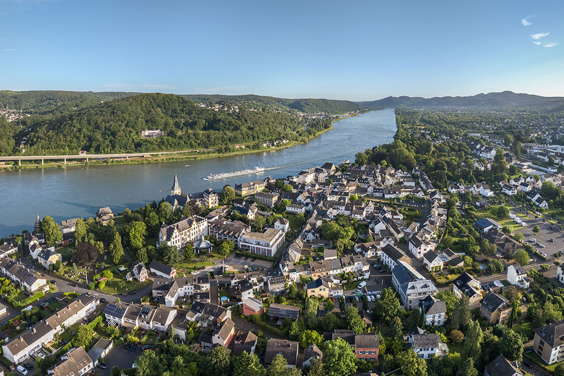 Kulturstadt mit charmanten Gassen, malerischen Fachwerkhäusern und wunderschöner Rheinpromenade